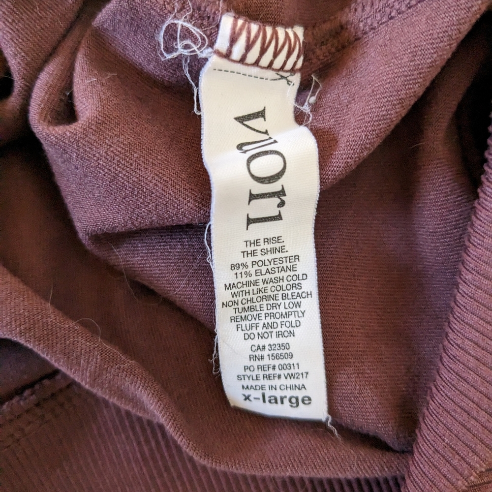 Vuori Eclipse Track Jacket Crop Full Zip Red Wome… - image 4